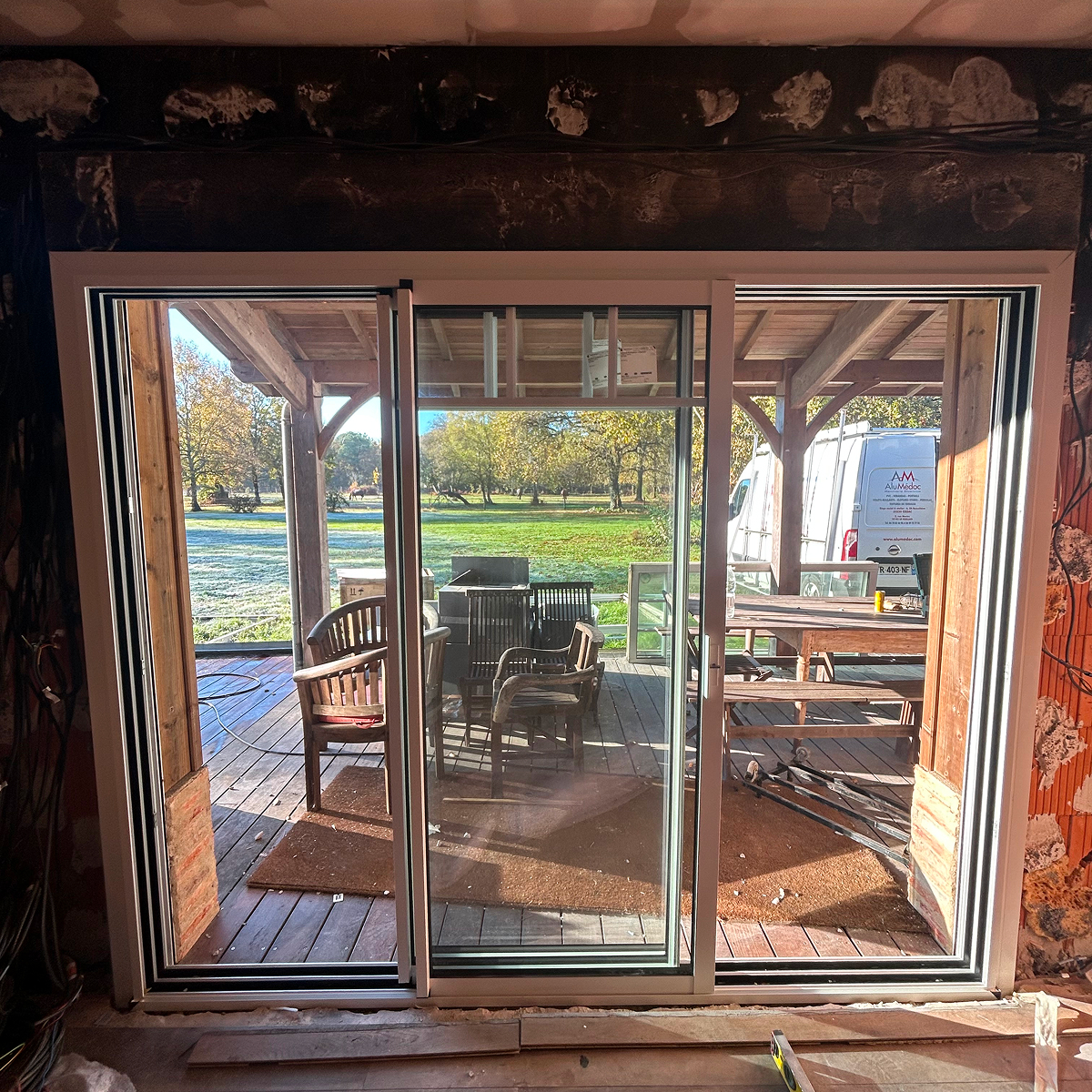 Alumedoc Amenagements Exterieurs Au Haillan Alu Medoc Une Nouvelle Installation Qui Transforme Votre Interieur Chantier A Hourtin 2